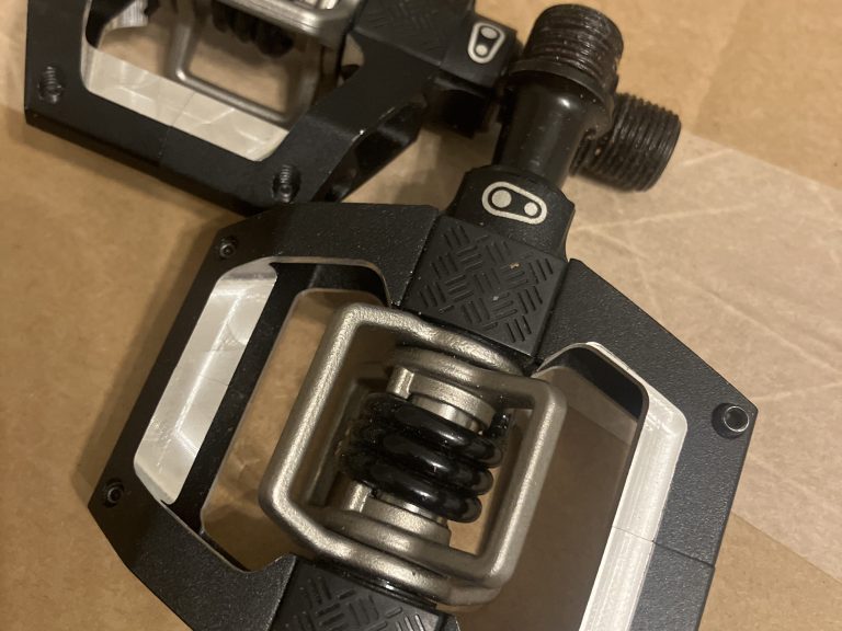 Crank brothers Mallet trail pedals
