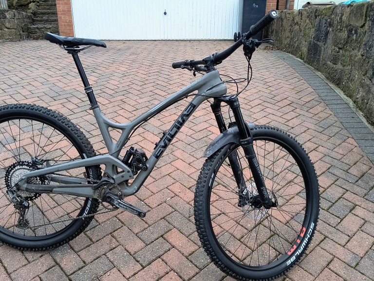 Evil The Following MB, medium