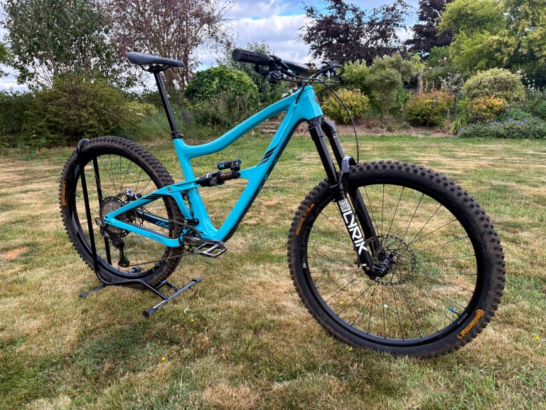 IBIS Ripmo V2 29er  – Size Large/Blue 2021- great spec and condition