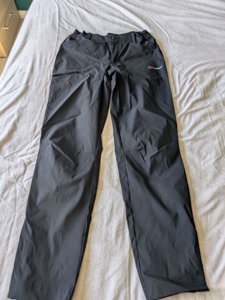 Size 13, black, very good cond, like new
£15