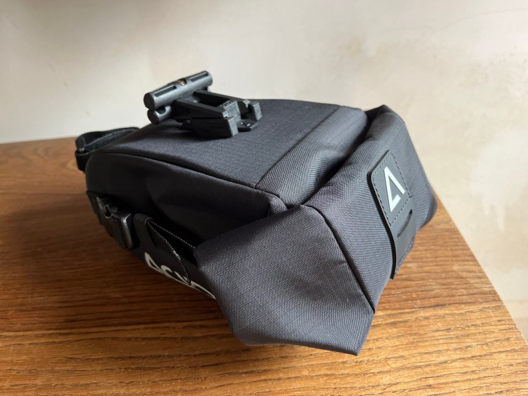 Cube Acid saddle bag.