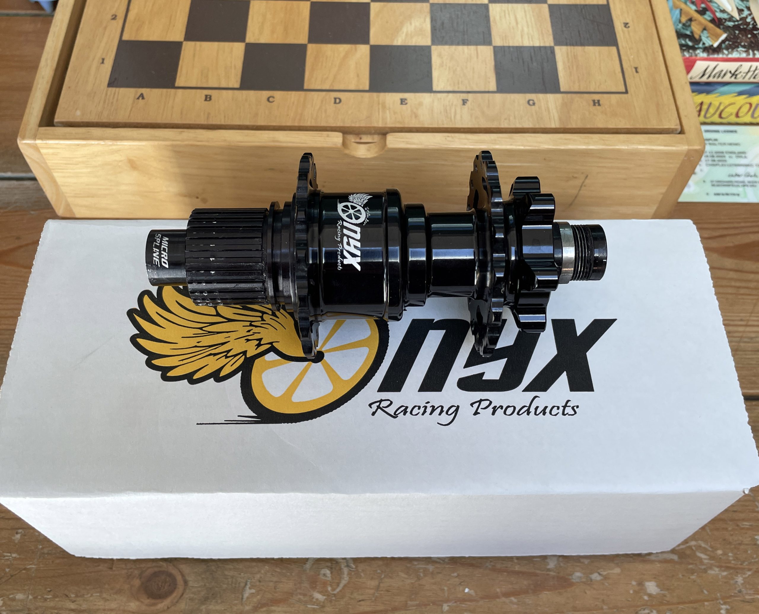 Onyx Vesper Rear Hub