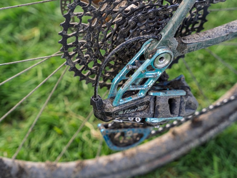 Record-breaking Three Peaks Cyclocross (plus new drivetrain spyshots!)