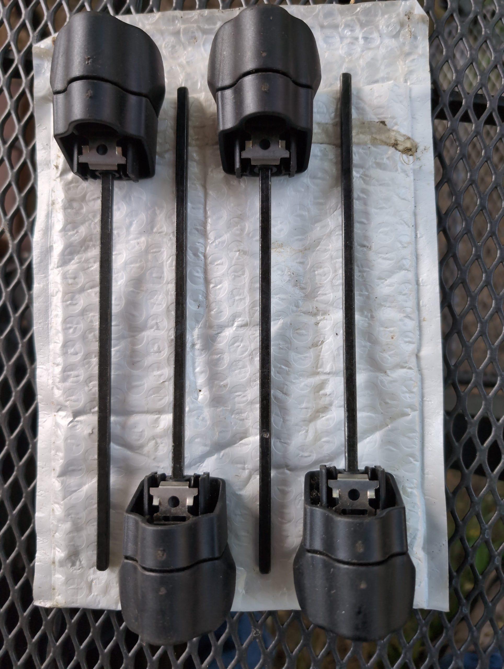 Thule 31700 square bar Tensioner/ Tightening Rods