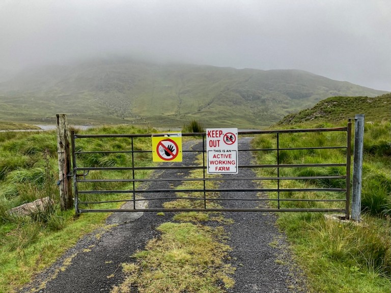 Why aren’t there any rights of way in Eire or Northern Ireland?