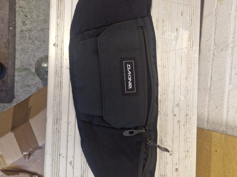 Dakine Hotlaps stealth hip pack