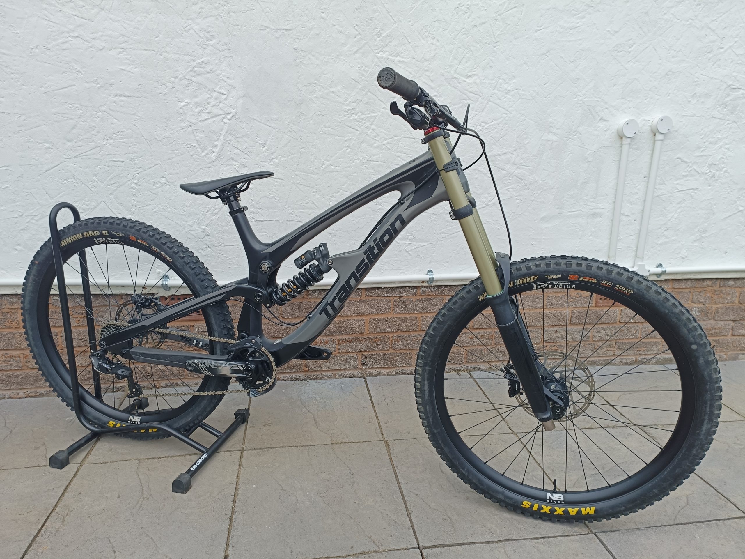 Transition TR11 Carbon