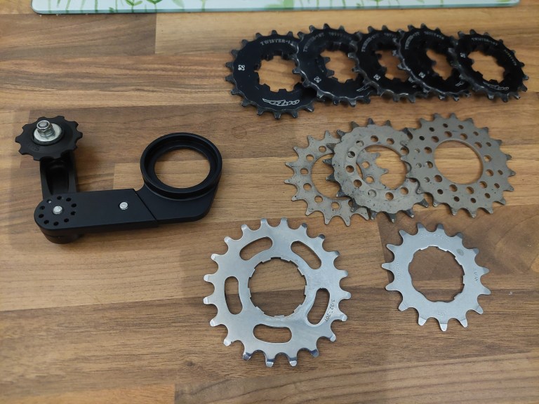 YESS ETR-B singlespeed tensioner and singlespeed sprockets