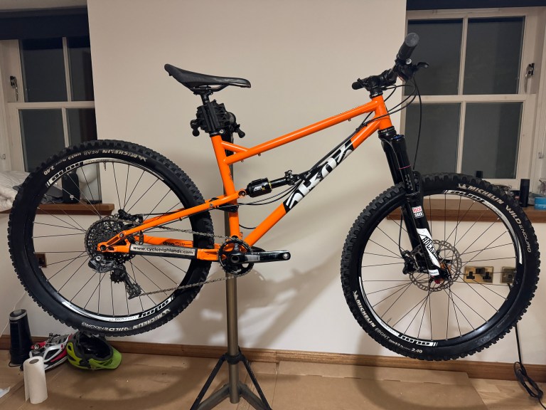 Cotic Flare (medium)