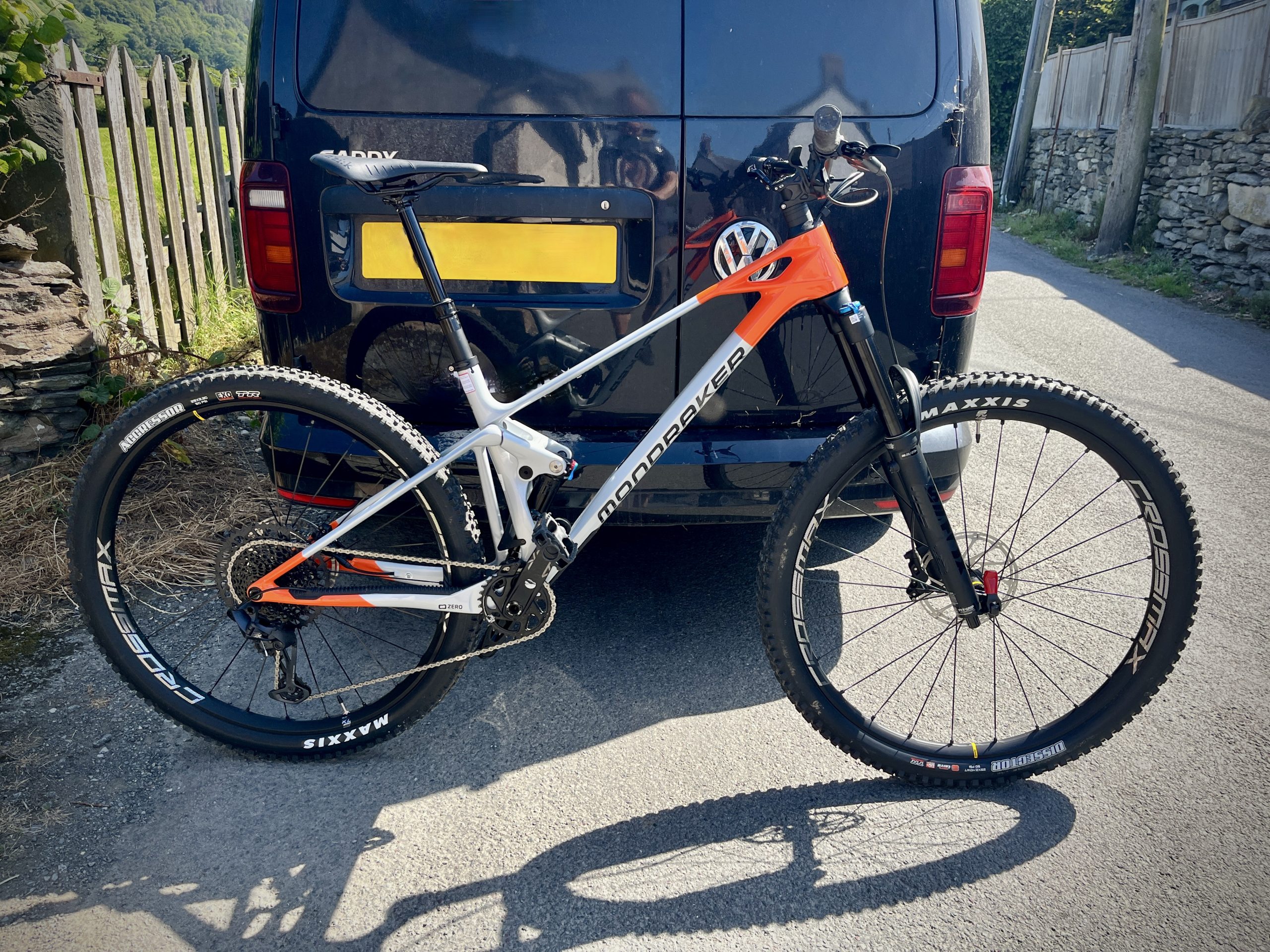 Mondraker Raze Carbon R – Perfect UK Trail Bike