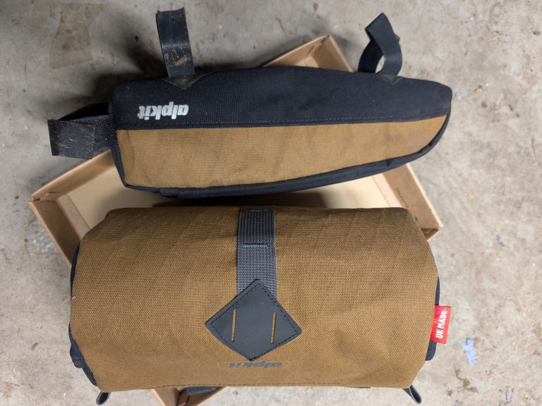 Sonder Broken Road Ti Large frame / Alpkit bags / SID Ultimate 100mm fork