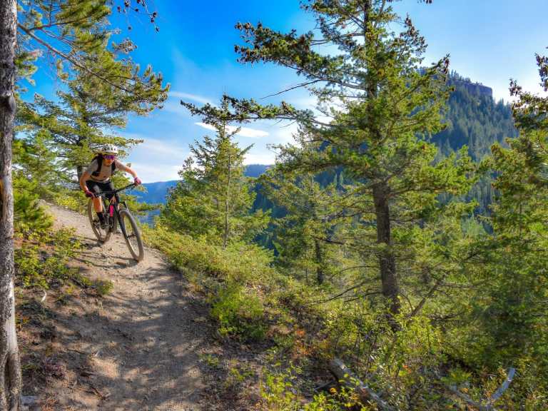 Singletrack Issue 164: Oh Canada! Fabulous Fernie