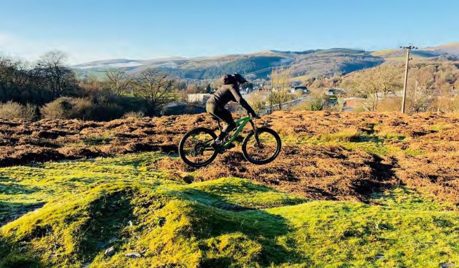 Pump track session, Machynlleth — Issue 167