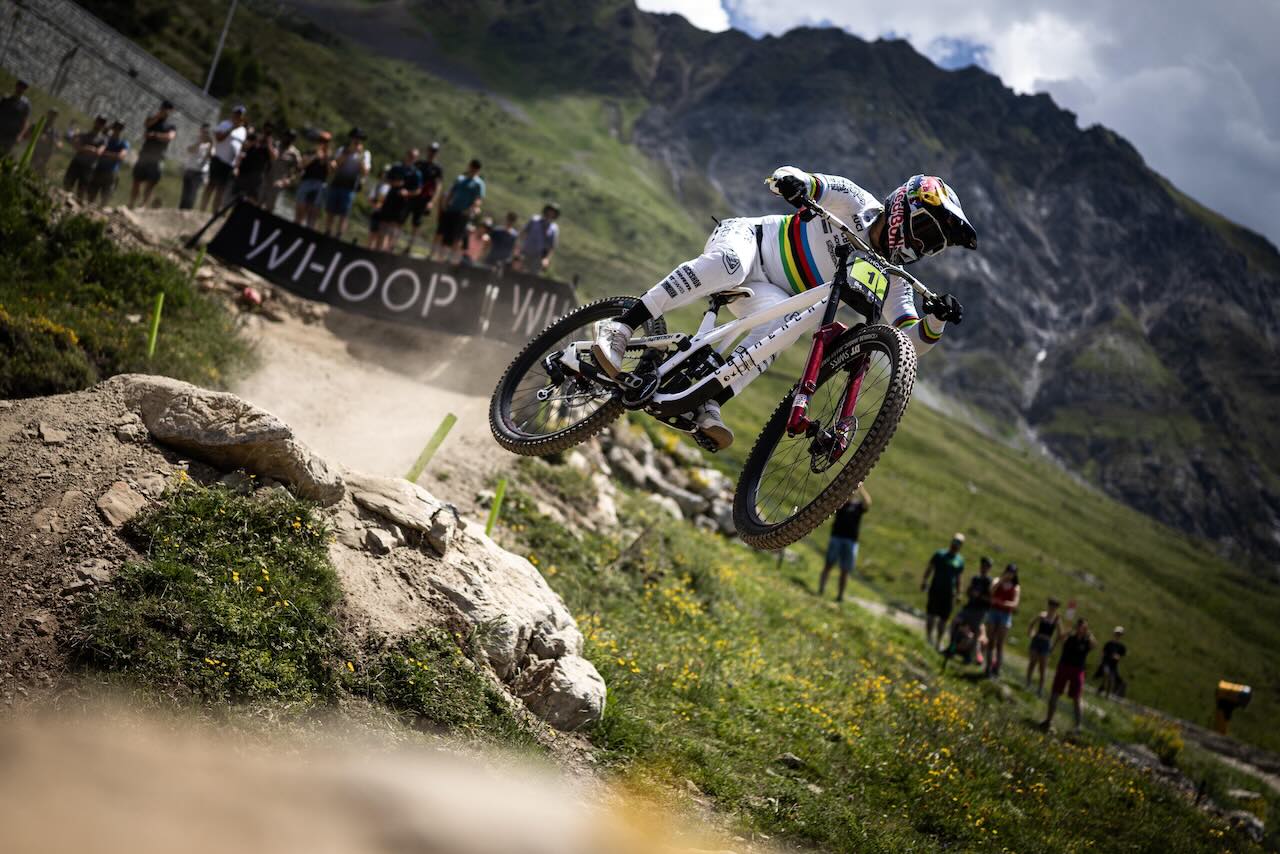 Lenzerheide DH World Series Rd4 results, report and highlights vids