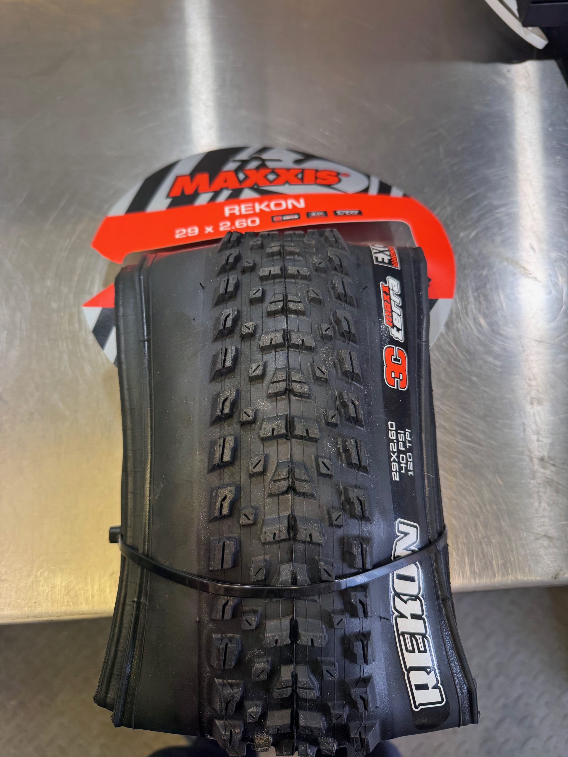 Big Sale Part 1,  Renthal, Apidura, Blackburn, Endura & New Maxxis 29″ Tyres