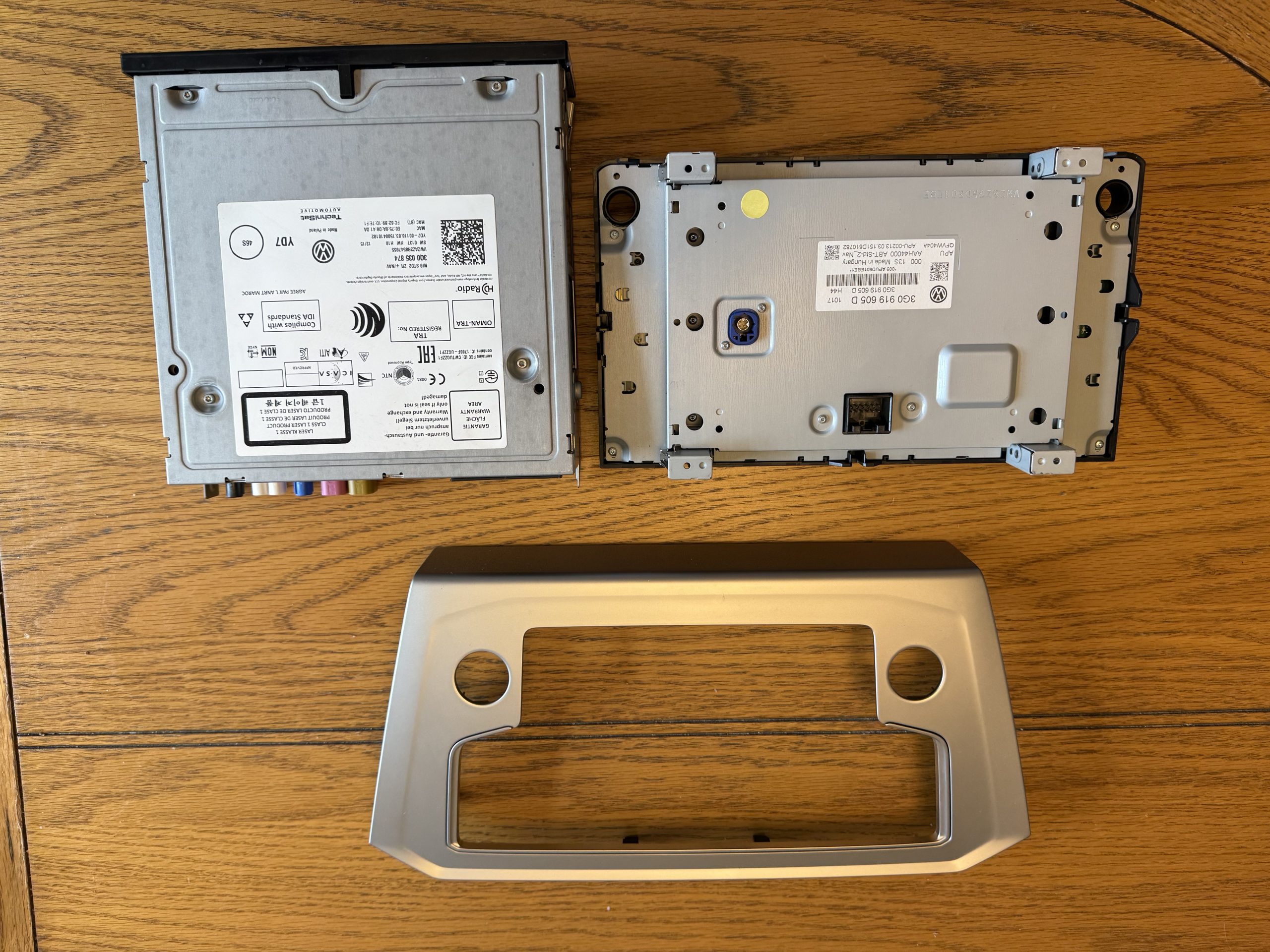 VW (Passat) Infotainment system