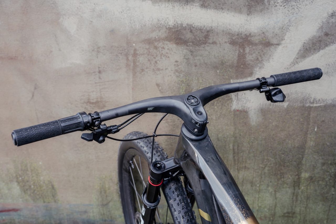 liv pique advanced sl-0