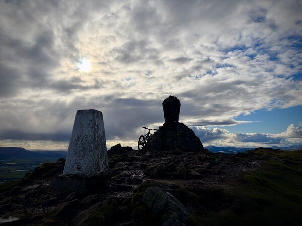 2026-04-19 Dumyat and Woods Geometron G1 00001.jpeg
