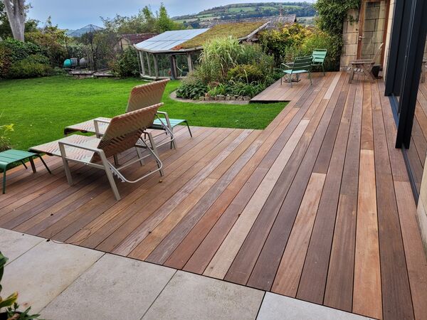 Balau-decking-1-scaled.jpg